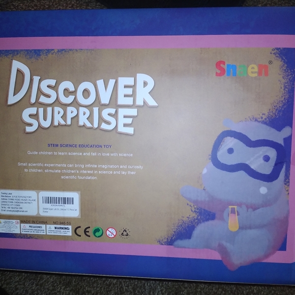 Discover Surprise Experimental Science starter kit - Picture 2 of 2